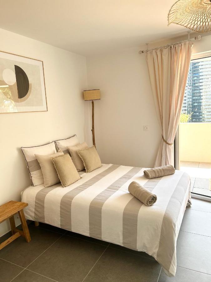 Luxueux Neuf - Frontiere - Piscine - Parking Prive Apartment Monte-Carlo